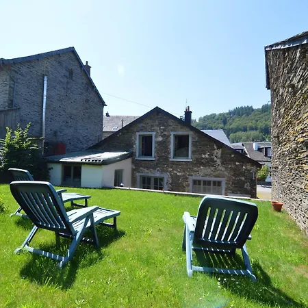 Cozy Near River, Cleaning Included Vakantiehuis Alle